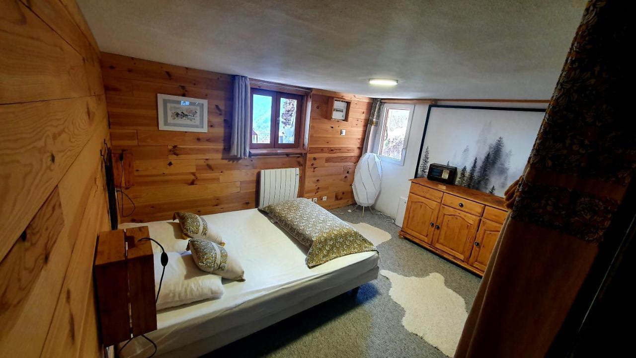 Chalet Les 3 Flocons Roure Exterior foto